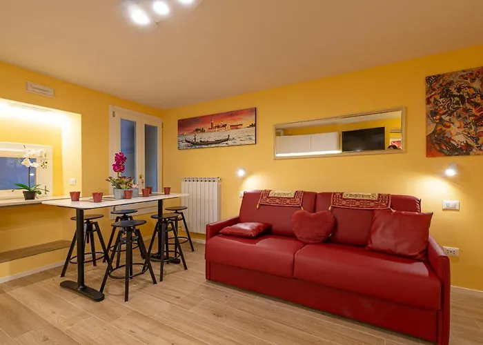 Nina Venice Apartment